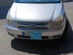 Silber Gebraucht 2008 Kia Carnival EX Van / Kleinbus | 3.449 €