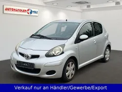 Silber Gebraucht 2011 Toyota Aygo Cool Kleinwagen | 2.699 € (Guter Preis)