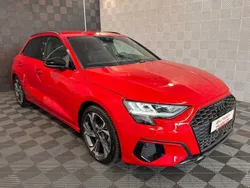 Rot Gebraucht 2023 Audi A3 Sportback Ambiente Limousine | 30.370 € (Fairer Preis)