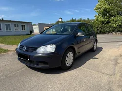Schwarz Gebraucht 2006 VW Golf V Kleinwagen | 2.650 € (Etwas zu teuer)