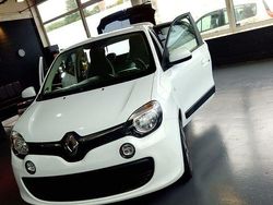 Weiß Gebraucht 2015 Renault Twingo Dynamique Kleinwagen | 6.299 € (Fairer Preis)
