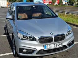 Silber Gebraucht 2015 BMW 220 Luxury Line Van / Kleinbus | 15.500 € (Guter Preis)