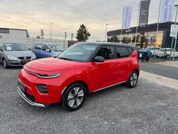 Rot Gebraucht 2021 Kia Soul EV 2 SUV | 22.990 € (Fairer Preis)
