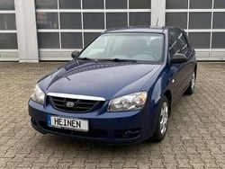 Imperialblau Gebraucht 2004 Kia Cerato LX Kombi | 1.490 €