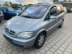 Grau Gebraucht 2005 Opel Zafira Van / Kleinbus | 1.000 € (Guter Preis)