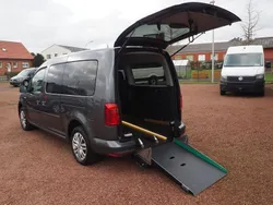 Indiumgrau metallic Gebraucht 2017 VW Caddy Maxi Van / Kleinbus | 32.900 €