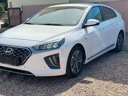 Weiß Gebraucht 2019 Hyundai Ioniq Limousine | 11.400 € (Fairer Preis)
