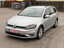 Reflexsilber Gebraucht 2019 VW Golf VII Comfortline Kombi | 15.500 € (Guter Preis)
