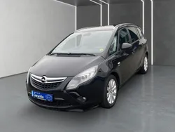 Schwarz Gebraucht 2014 Opel Zafira Tourer Active Van / Kleinbus | 10.990 € (Fairer Preis)