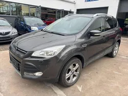 Grau Gebraucht 2016 Ford Kuga SUV | 5.900 €