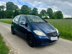 Blau Gebraucht 2009 Mercedes A160 Limousine | 1.800 € (Superpreis)