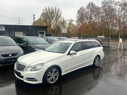 Weiß Gebraucht 2010 Mercedes E220 Kombi | 5.499 € (Fairer Preis)