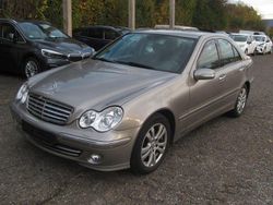 Silber Gebraucht 2006 Mercedes C220 Limousine | 3.990 € (Guter Preis)