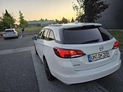 Weiß Gebraucht 2018 Opel Astra Edition Kombi | 7.700 € (Fairer Preis)
