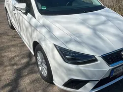 Weiß Gebraucht 2020 Seat Ibiza Style Limousine | 11.000 € (Fairer Preis)