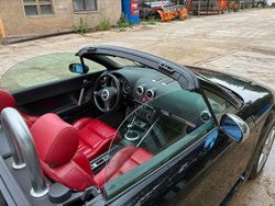Schwarz Gebraucht 2003 Audi TT Roadster Cabrio | 2.700 €