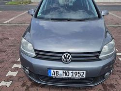 Grau Gebraucht 2010 VW Golf Plus Cross Comfortline Van / Kleinbus | 9.750 € (Etwas zu teuer)