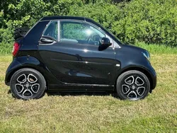 Schwarz Gebraucht 2018 Smart ForTwo Coupé Cabrio | 15.900 € (Fairer Preis)