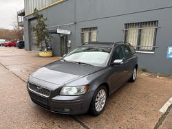 Grau Gebraucht 2005 Volvo V50 Kombi | 3.200 € (Etwas zu teuer)
