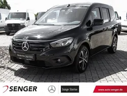 Schwarz Gebraucht 2023 Mercedes EQT200 Van / Kleinbus | 26.450 € (Guter Preis)
