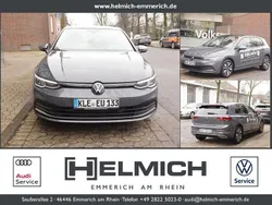 Grau (metallic) Gebraucht 2023 VW Golf VIII Move Limousine | 26.907 € (Teuer)