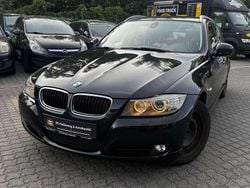 Schwarz Gebraucht 2011 BMW 320 Comfort Edition Kombi | 8.990 € (Etwas zu teuer)