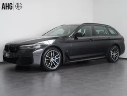 Grau Gebraucht 2021 BMW 530 M Sport Kombi | 34.790 € (Fairer Preis)