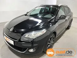 Schwarz Gebraucht 2012 Renault Mégane III Bose Edition Limousine | 4.450 € (Etwas zu teuer)