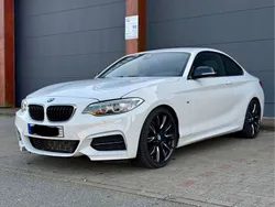 Weiß Gebraucht 2014 BMW M235 M Performance Coupé | 28.990 €