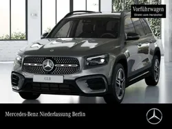 Grau Gebraucht 2025 Mercedes GLB220 AMG SUV | 53.600 € (Fairer Preis)