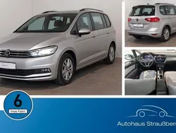 Silber Gebraucht 2023 VW Touran Comfortline Van / Kleinbus | 32.780 € (Fairer Preis)