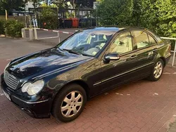 Schwarz Gebraucht 2000 Mercedes C320 Elegance Limousine | 3.600 € (Fairer Preis)