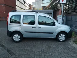 Silber Gebraucht 2008 Renault Kangoo Expression Van / Kleinbus | 4.500 € (Etwas zu teuer)