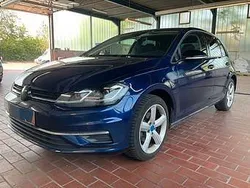 Blau Gebraucht 2019 VW Golf VII IQ Drive Limousine | 20.900 €