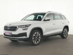 Weiss Gebraucht 2022 Skoda Kodiaq Clever SUV | 38.245 € (Fairer Preis)