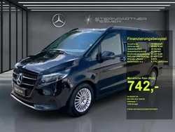 Schwarz Gebraucht 2024 Mercedes V300 Style Van / Kleinbus | 68.790 € (Etwas zu teuer)