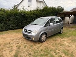 Grau Gebraucht 2005 Opel Meriva Van / Kleinbus | 775 € (Guter Preis)