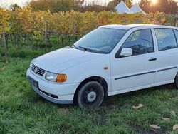 Weiß Gebraucht 1997 VW Polo Basis Limousine | 1.150 € (Guter Preis)