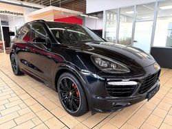 Tiefschwarz (metallic) Gebraucht 2014 Porsche Cayenne GTS SUV | 29.950 € (Teuer)