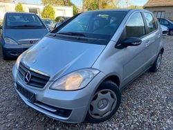 Silber Gebraucht 2009 Mercedes A160 Kleinwagen | 2.850 € (Guter Preis)
