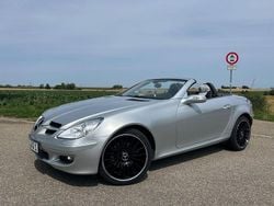 Silber Gebraucht 2005 Mercedes SLK280 Cabrio | 9.990 € (Fairer Preis)