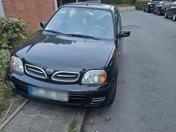 Schwarz Gebraucht 2002 Nissan Micra Kleinwagen | 1.650 €