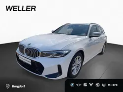 Alpinweiss iii (weiß) Gebraucht 2024 BMW 320 M Sport Kombi | 39.490 € (Fairer Preis)
