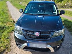 Schwarz Gebraucht 2014 Fiat Freemont Cross SUV | 7.995 € (Fairer Preis)