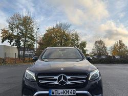 Schwarz Gebraucht 2015 Mercedes GLC220 AMG line SUV | 18.300 € (Fairer Preis)