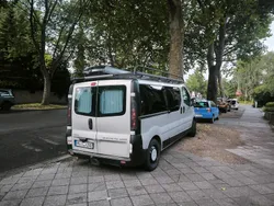 Silber Gebraucht 2003 Opel Vivaro Van | 4.800 €