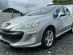 Grau Gebraucht 2009 Peugeot 308 Limousine | 2.090 € (Fairer Preis)