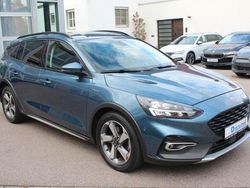 Blau Gebraucht 2019 Ford Focus Active Limousine | 17.900 € (Fairer Preis)