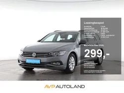 Grau Gebraucht 2022 VW Passat Business Kombi | 21.380 € (Guter Preis)