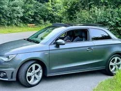 Grau Gebraucht 2012 Audi A1 S-Line Kleinwagen | 9.200 € (Etwas zu teuer)